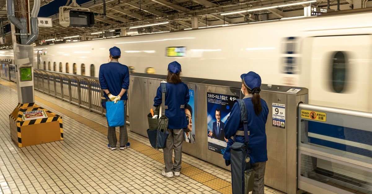 A high-speed train at a platform in Japan